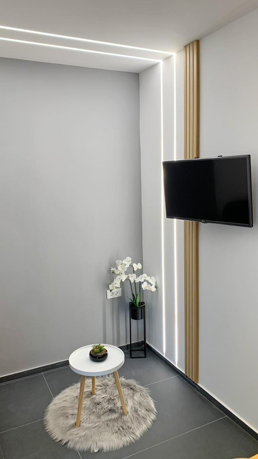 Apartment Cintya *