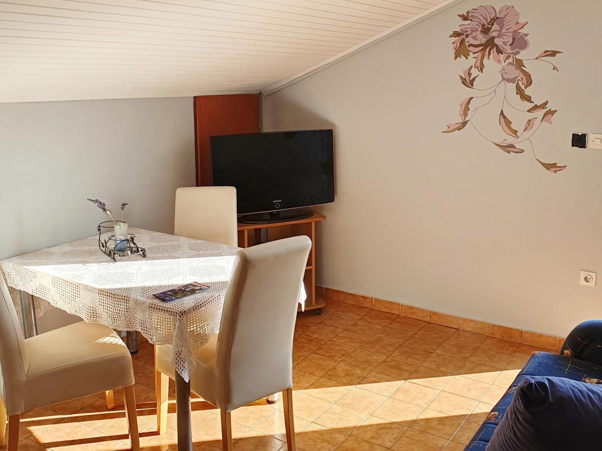 Cintya Apartment